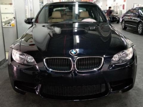 王先生做工程买宝马车，虽然是二手，但却是充门面的好车！