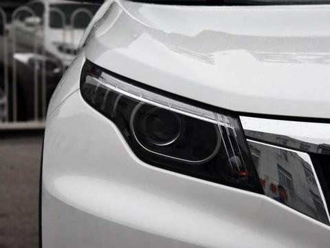 国产最具良心豪车, 售15万, 秒杀VV7和领克01!