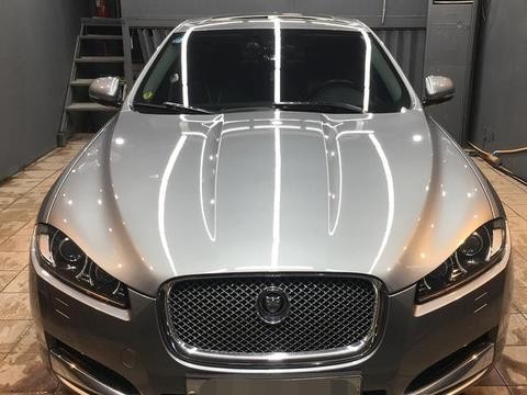 为什么捷豹XFL国产后成了这个样子？在国外却是另外一个样子！