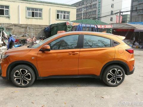 本田-XR-V1.8LEXiCVT舒适版，开在路上很有底气，面对ABB绝不逊色