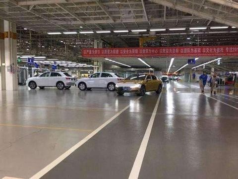 首批国产换代大众CC下线, 外观比阿特兹漂亮10倍, 又要成爆款