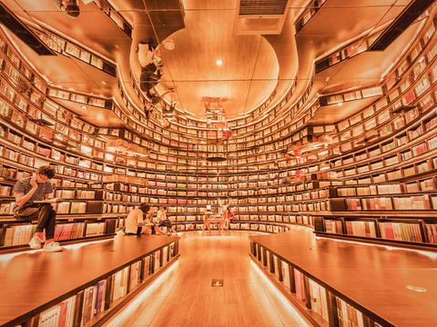 《读书》 —— 水浒食笺...