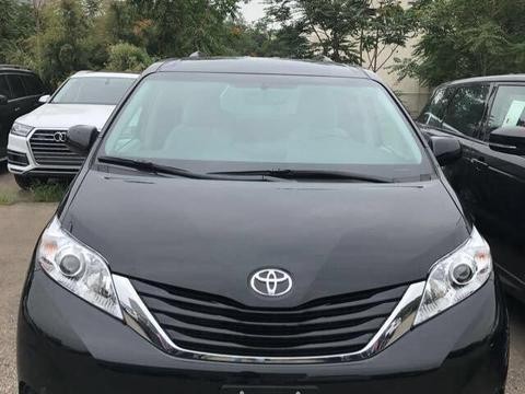 17款丰田塞纳3.5四驱商务车 颜色 版本齐全 年底促销