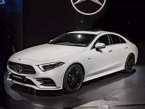 亮相于洛杉矶车展的梅赛德斯—奔驰CLS