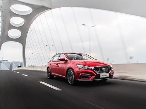 想买思域和昂克赛拉的别急 你还不知全新名爵6火的原因吧？