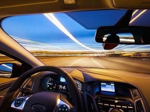 这款国产SUV中的“高富帅”！竟能自动驾驶！