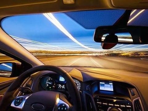 这款国产SUV中的“高富帅”！竟能自动驾驶！