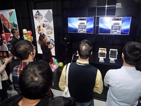 从服务“车”到服务“人”，梅赛德斯-奔驰服务终端全线数字化