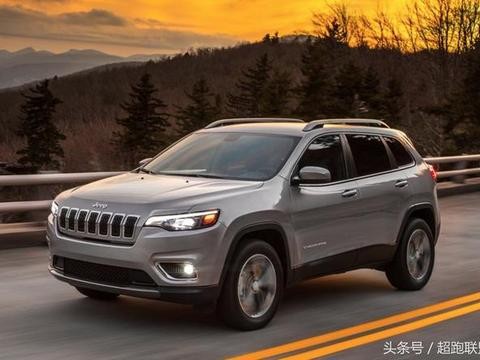 Jeep自由光首发，牧马人2.0T发动机，配四驱带差速锁，售价17万