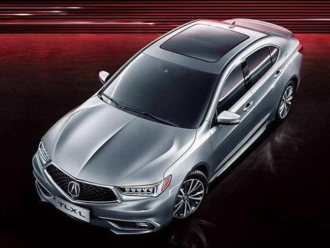 豪车低价上市，让C级、3系、A4L惊慌失措，看到内饰都放心了