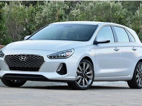 2018现代伊兰特GT，低价高配，实力完全可秒杀大众GTI！