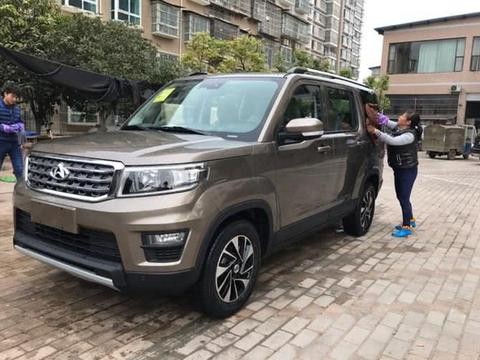 网友提6万块的“长安版发现4”，除了洗车要加钱，其它的都满意！