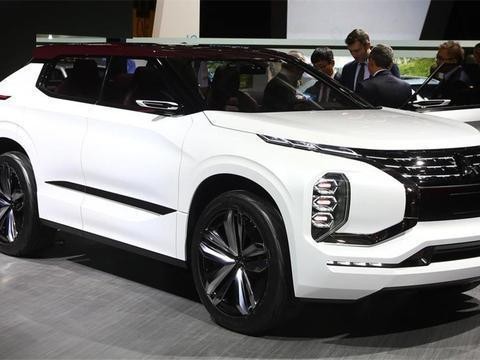 有了这款轿跑SUV，三菱还能再火一把，20万起大众都怕它