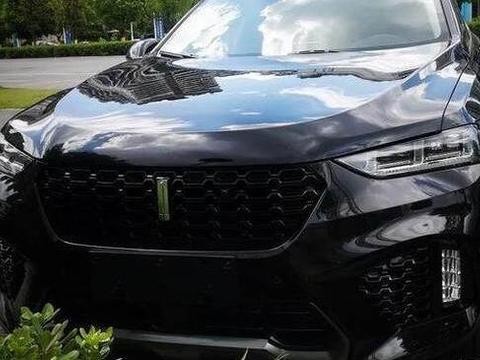 90后小伙首提VV7，开回村里人人都以为是50万的豪车，网友：很帅