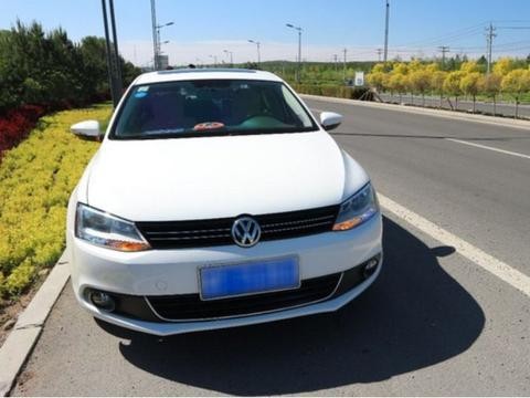 10多万买了这车很满意！开思域的朋友却天天都向我吐槽