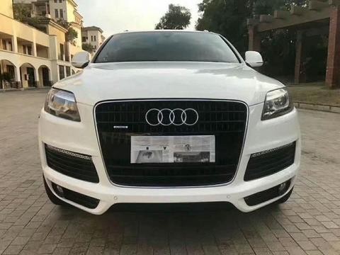 奥迪SUV落地价104万，如今仅售13万，车主：车的内饰和操控性很棒