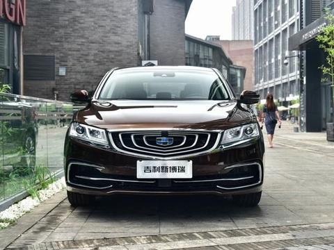 颜值配置同级标杆，迈腾只能充配角！关键是这个价格还有谁？