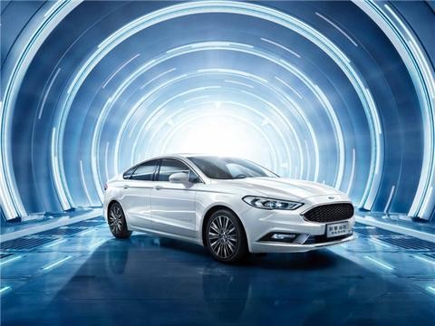 新博瑞和新蒙迪欧怎么选 空间舒适度小毛病少方面选哪款更好？