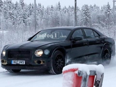 海外曝光全新一代宾利飞驰路试谍照，2018年底前上市