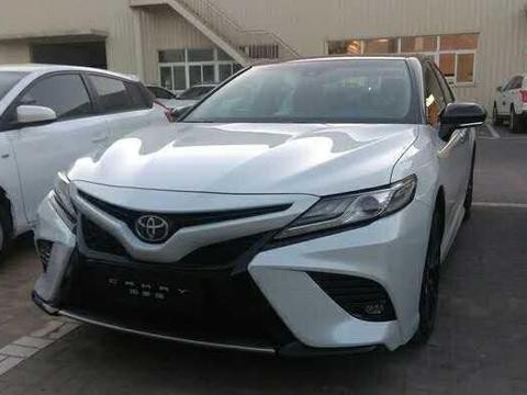 新款凯美瑞大变样, 有史以来最美车型? 还是丑出新高度? 网友分歧大!