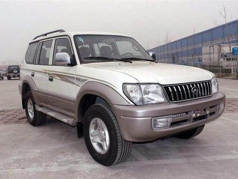 一台被埋没的好车，底盘发动机与普拉多同款，售价10万却无人问津