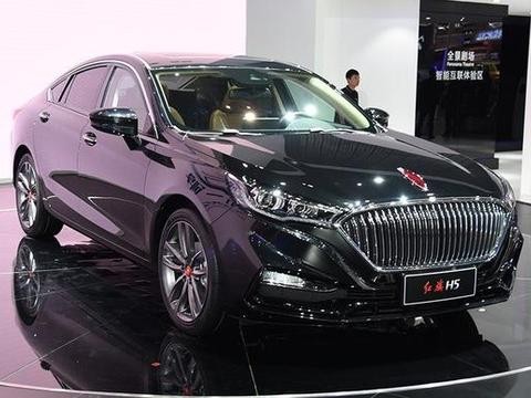 红旗猛龙觉醒，外形比阿特兹还美，1.8T卖15.98万，还能喷什么？