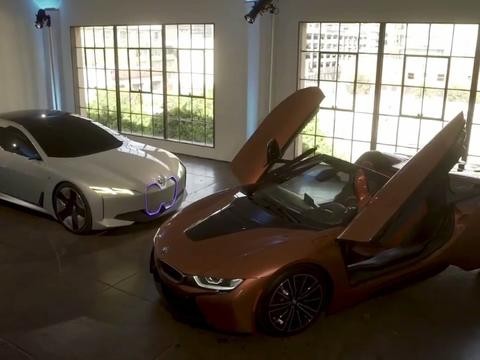 宝马i Vision Dynamics概念版 VS 宝马i8 Roadster