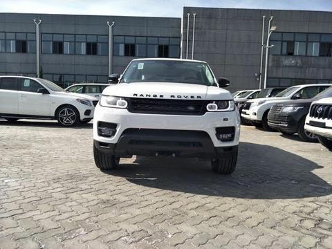 17款路虎揽胜运动3.0T 成功男人首选的车辆