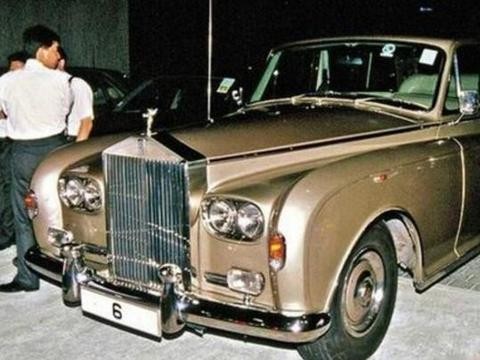 他一生捐款超百亿，拥有四辆绝版劳斯莱斯！车牌全带6