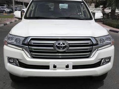 2017款酷路泽4000 中东版让人无可挑剔