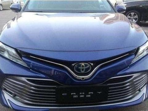 全新凯美瑞到店实拍, 或16万起售, 越来越像雷克萨斯了!