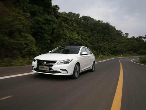 都说是年轻人的脱单神器，长安睿骋CC究竟有何实力