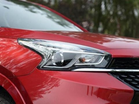 配国产最好发动机，15天卖出4000辆，高颜值外观放弃H6博越