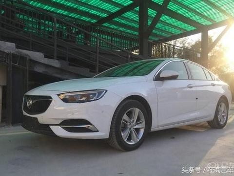 “君威17款20T豪华型”提车作业，说不出但感受的到的豪华感！