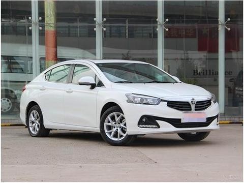 中华H3对比奇瑞艾瑞泽5 颜质实力的比拼