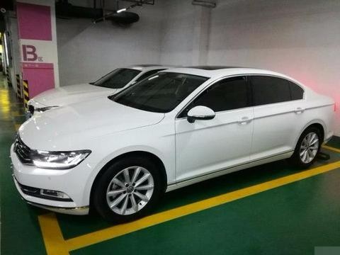 媳妇想了2天放弃奥迪A4提这车，中级神车标杆吊打雅阁仅15万