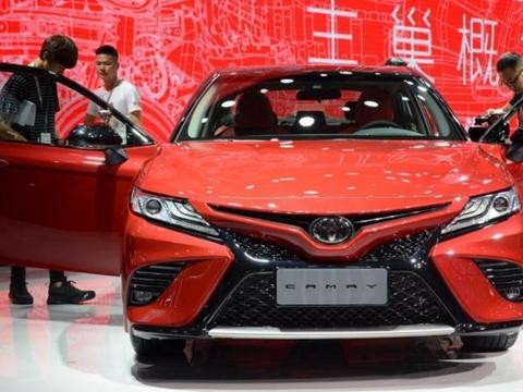 丰田凯美瑞报价及图片 2018年新款凯美瑞配置信息静态分析