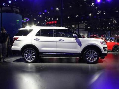 内饰媲美X5，车长5米超途昂，全系四驱，23万吓哭汉兰达！