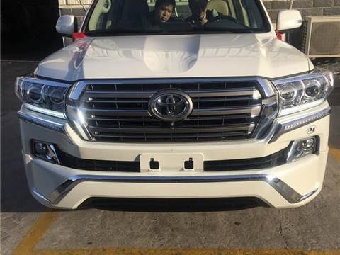 18款酷路泽4000为什么这么热销，丐版价格52万走量