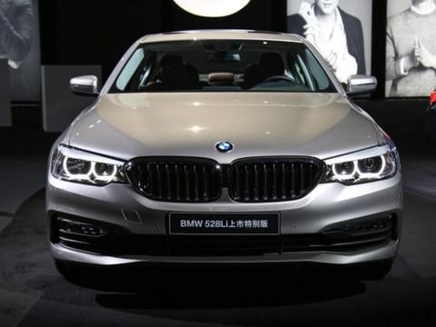 2017款宝马5系图片及配置解析 将搭载2.0T和3.0T发动机供选择