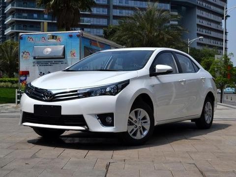 紧凑级家轿车的老对手，丰田卡罗拉VS日产轩逸