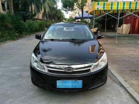 落地价8万，现在仅标价4万，全车8个安全气囊，空间大配置高