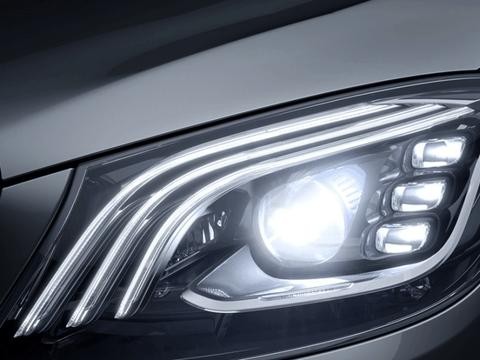 BBA不玩性能改完灯, 奥迪最美灯厂称号怕是不保, 奔驰S怕闪到钛合金眼