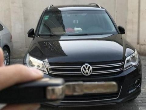 预算13万元买车：父亲建议买辆新大众朗逸，小伙却买辆二手途观