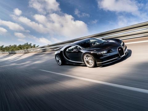 四百公里加速42秒，土豪为这车，甘愿等四年