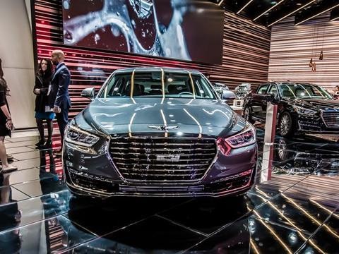 最豪华的韩系车，车长5.2米配8AT，卖40万抢BBA饭碗！