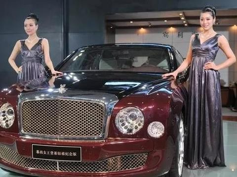 世界最富有的80后身价470亿美元, 上班却开6万块本田, 低调的可怕