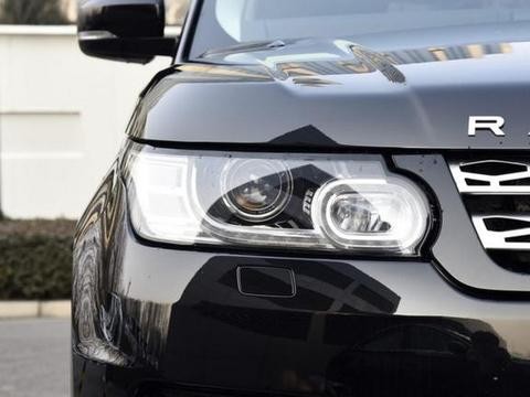 2吨车重551马力，豪华不输迈巴赫，买得起丐版都算没白活