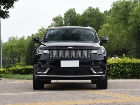 男人就要玩大的，这三款大中型硬派SUV，你更喜欢谁？