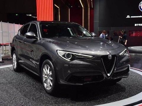 跑车级别的罗密欧Stelvio！颜值中的巨无霸，豪车中的极品
